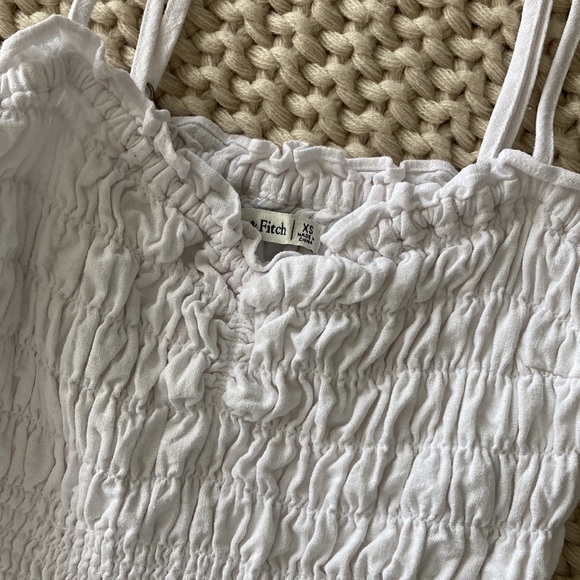 Abercrombie & Fitch All-Over Smocked Cami - Picture 2 of 4